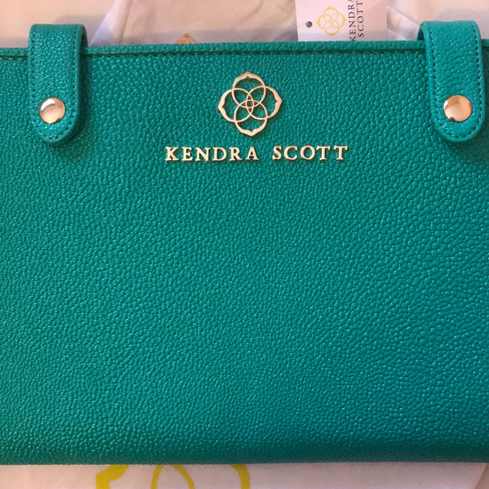 The Jet Set—Kendra Scott